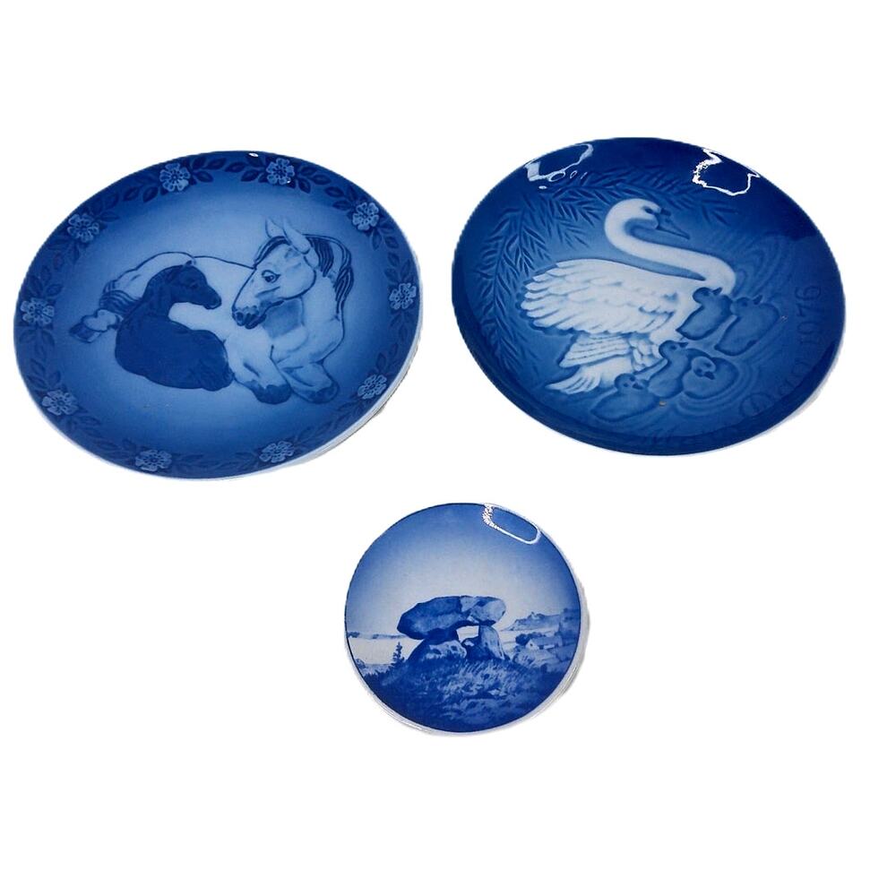 Vintage Danish Blue & White Porcelain Decorative Plates Bing Royal Set of 3